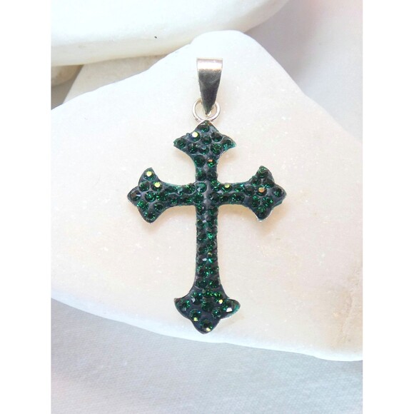 VTG Sterling Silver 925 Green Rhinestone Cross Pendant Light Weight - Picture 1 of 7